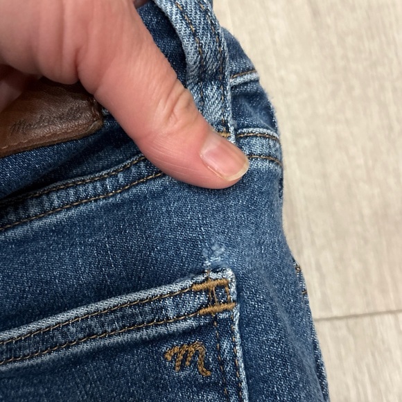Madewell High Rise 10” skinny blue jeans size 26P - Picture 8 of 8